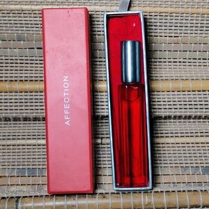 Mary Kay Affection Eau de Parfum Perfume Wand Roll On Fragrance .25 Fl oz